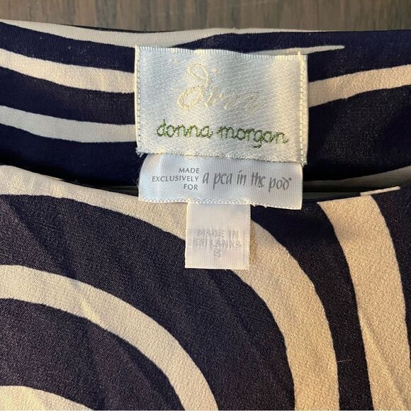 Pea in a Pod Maternity by Donna Morgan Fully Lined Dress - Picture 3 of 9